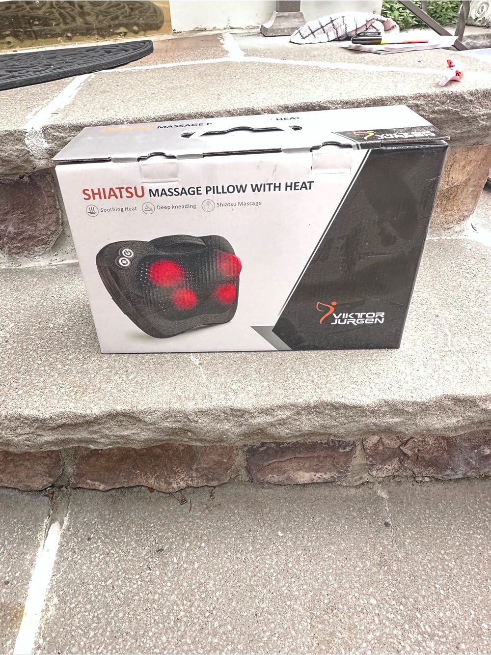 Viktor Jurgen Shiatsu Massage Pillow with Heat - Black and Red